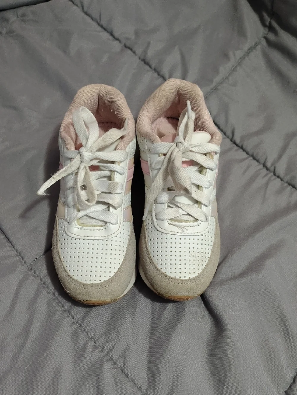 Nautica White and Light Pink Girls Athletic Sneakers - Picture 2 of 7